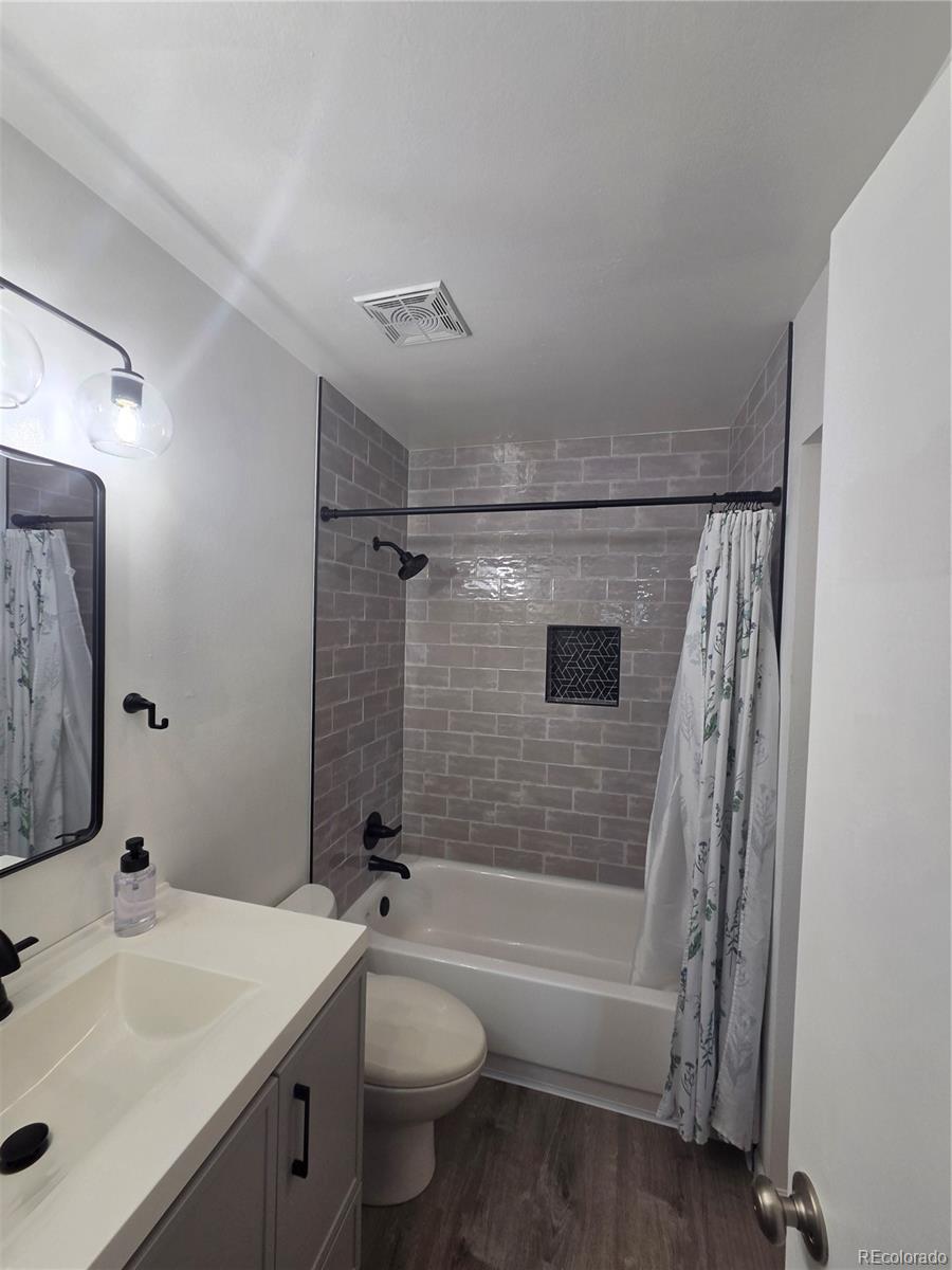 1250 S Monaco Street Parkway Unit: 12