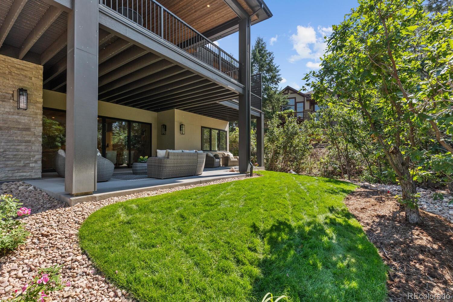 2596 Saddleback Drive