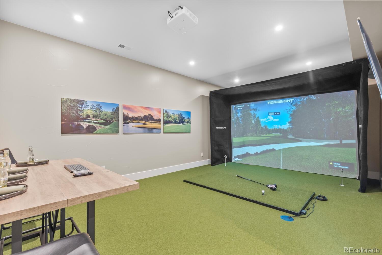 2596 Saddleback Drive