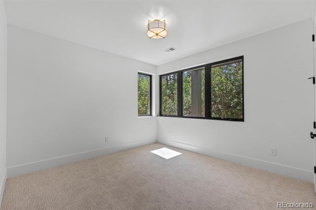 2596 Saddleback Drive