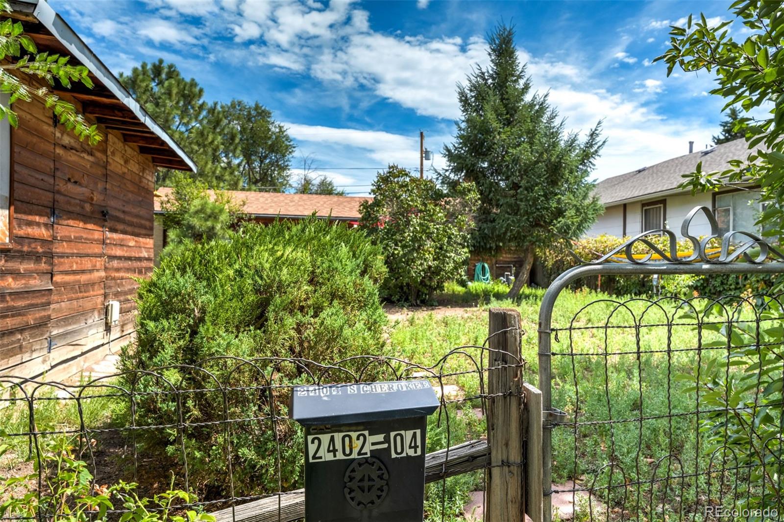 2402 S Cherokee Street Unit: 2404