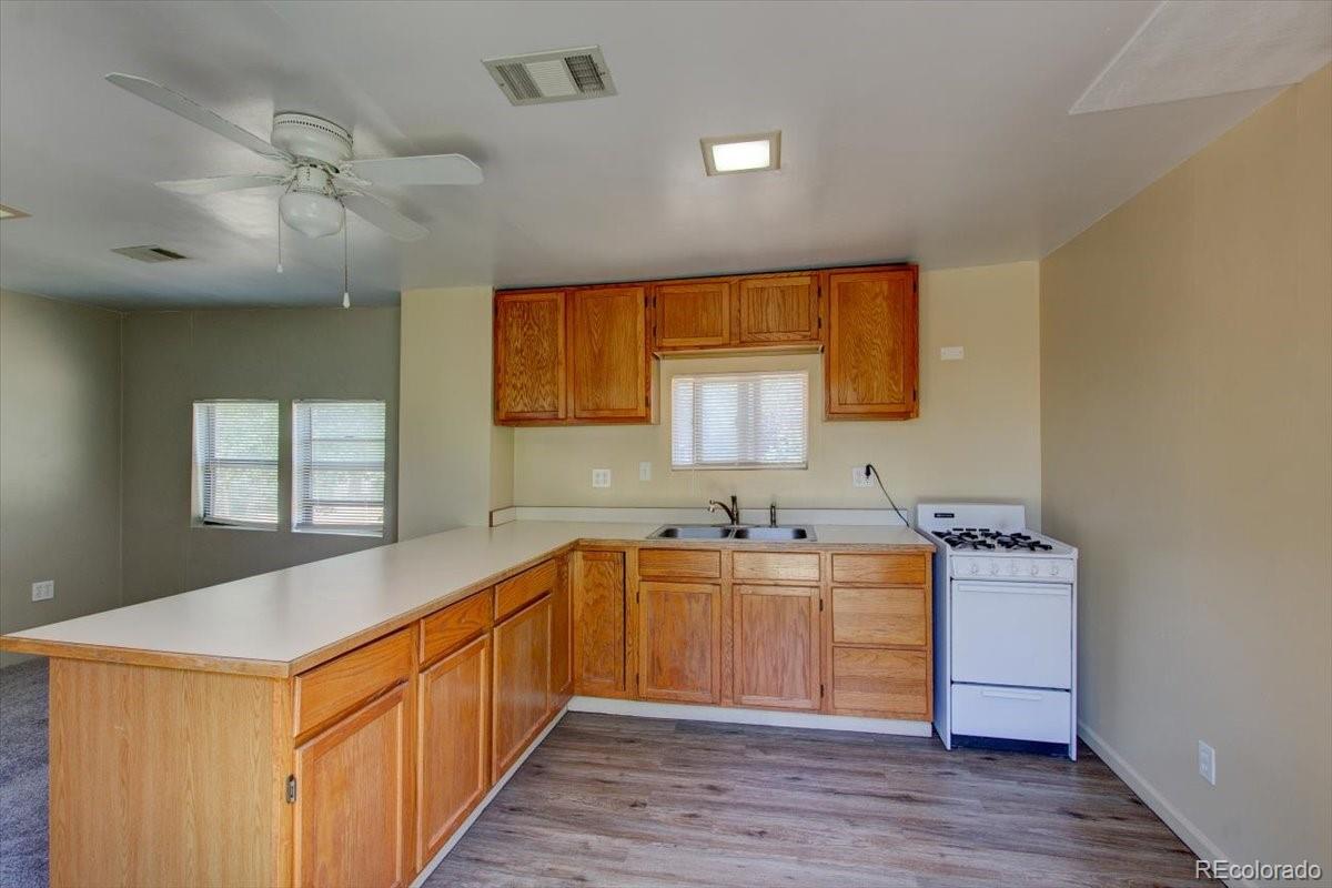 2402 S Cherokee Street Unit: 2404