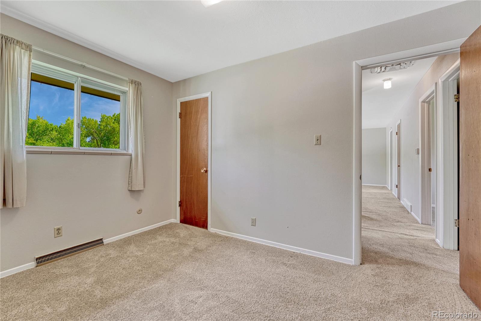 11169 W Kentucky Drive