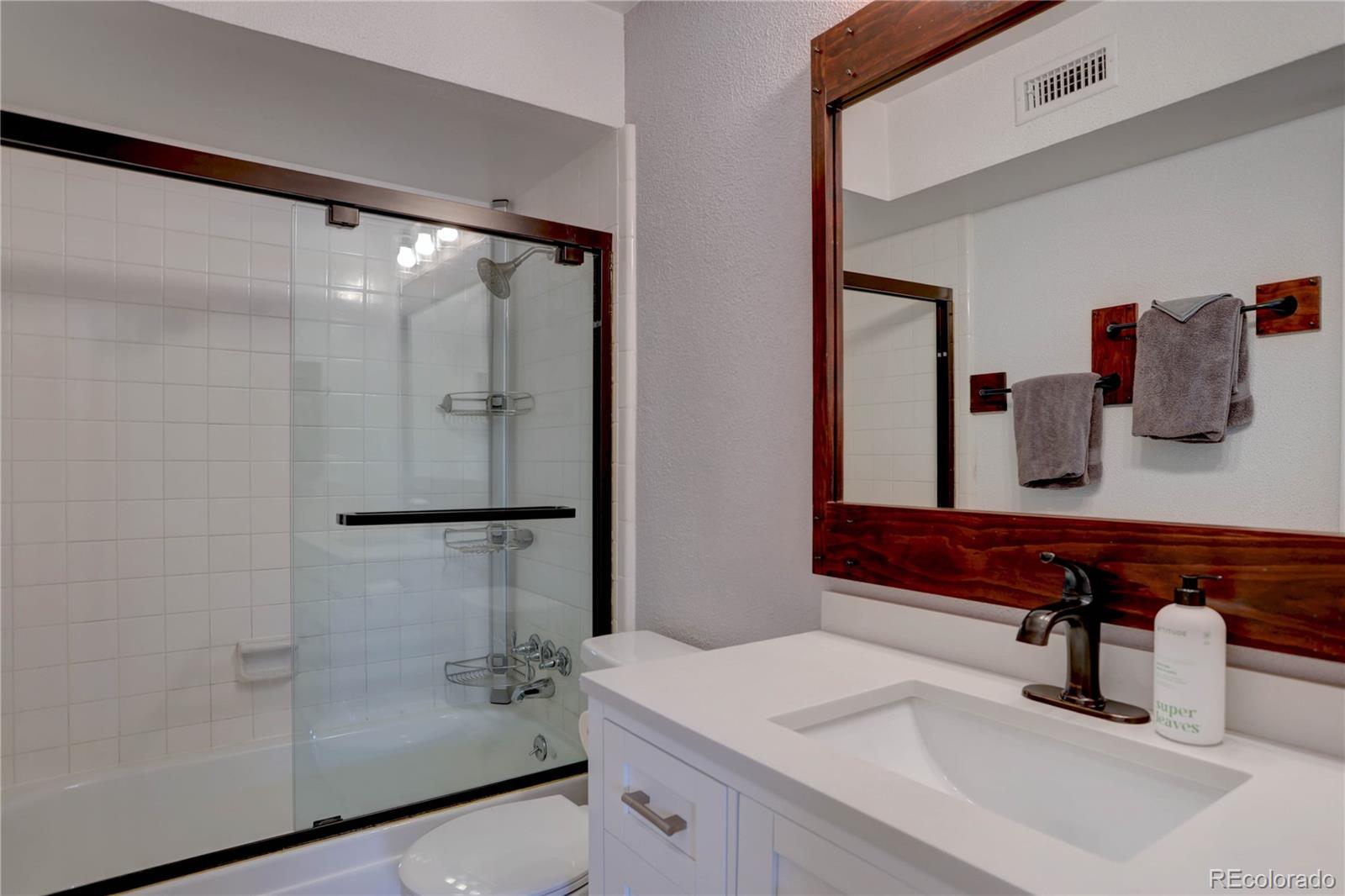 3825 S Monaco Parkway Unit: 128