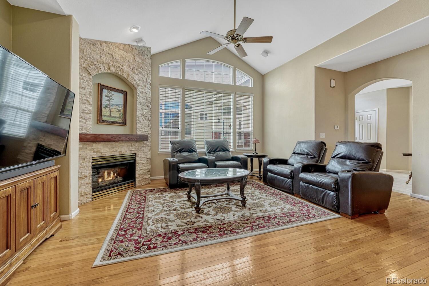 2809 Newport Circle