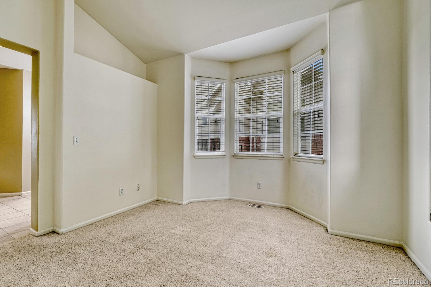 2809 Newport Circle