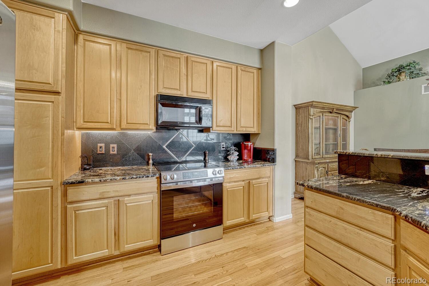 2809 Newport Circle