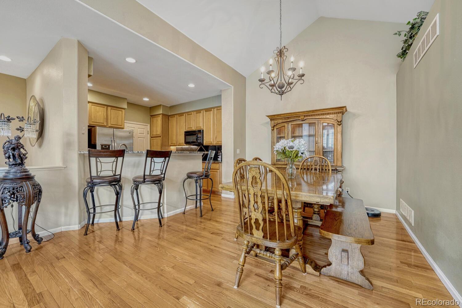 2809 Newport Circle