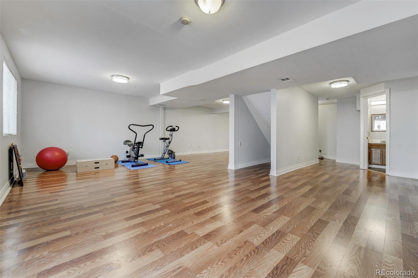 9651 Hemlock Court