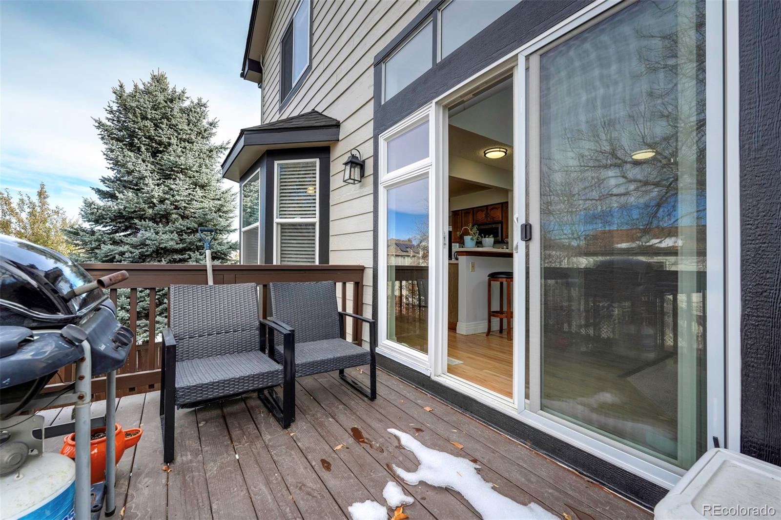 9651 Hemlock Court