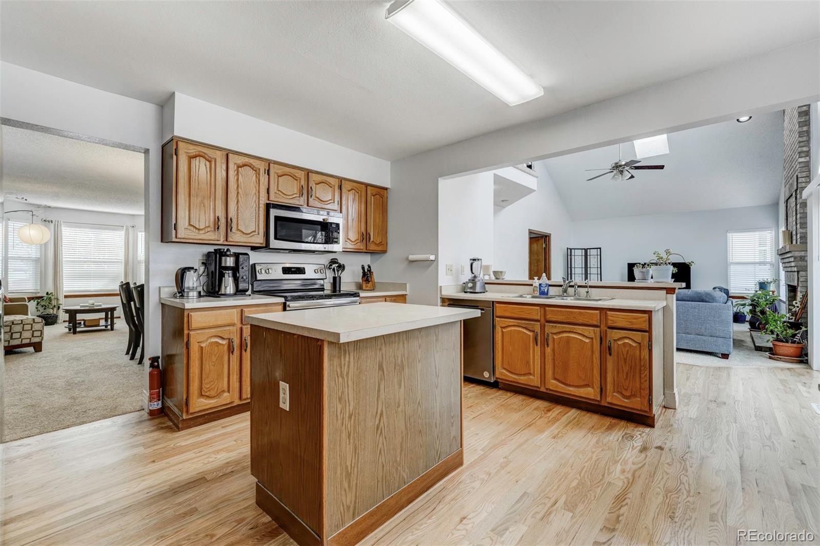 9651 Hemlock Court