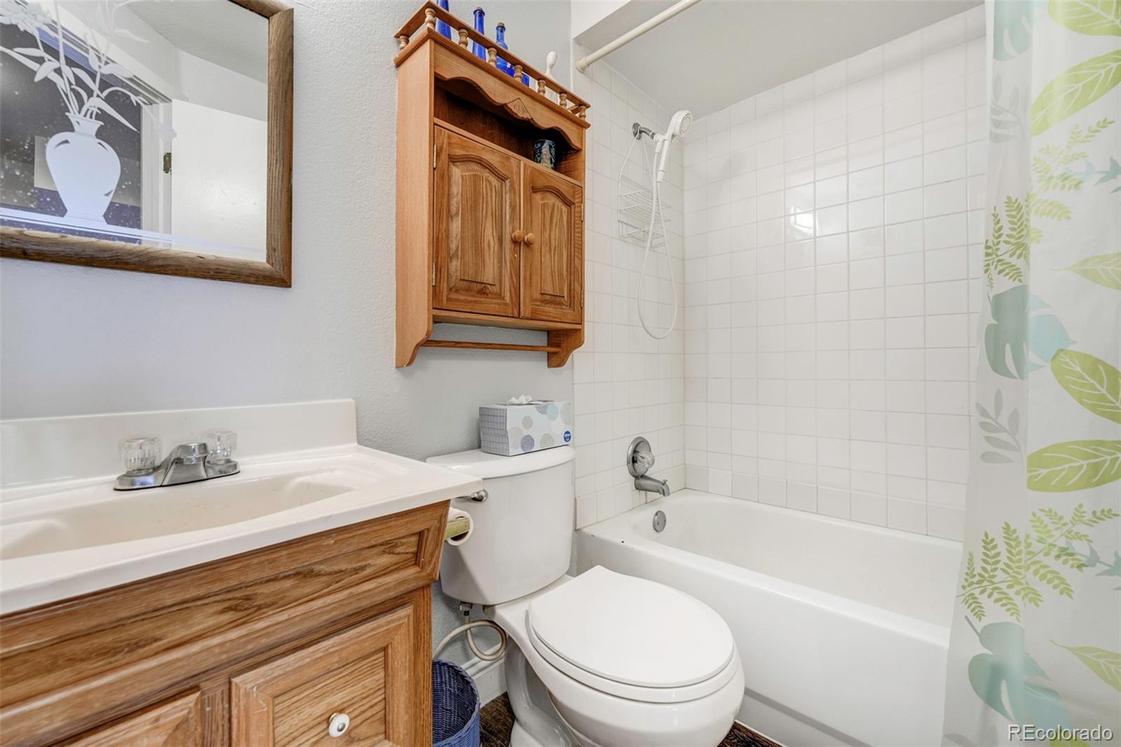 9651 Hemlock Court