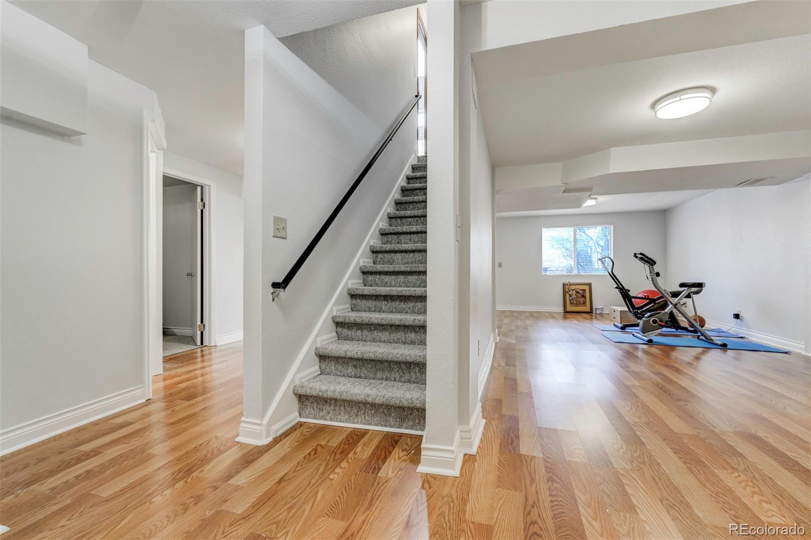 9651 Hemlock Court