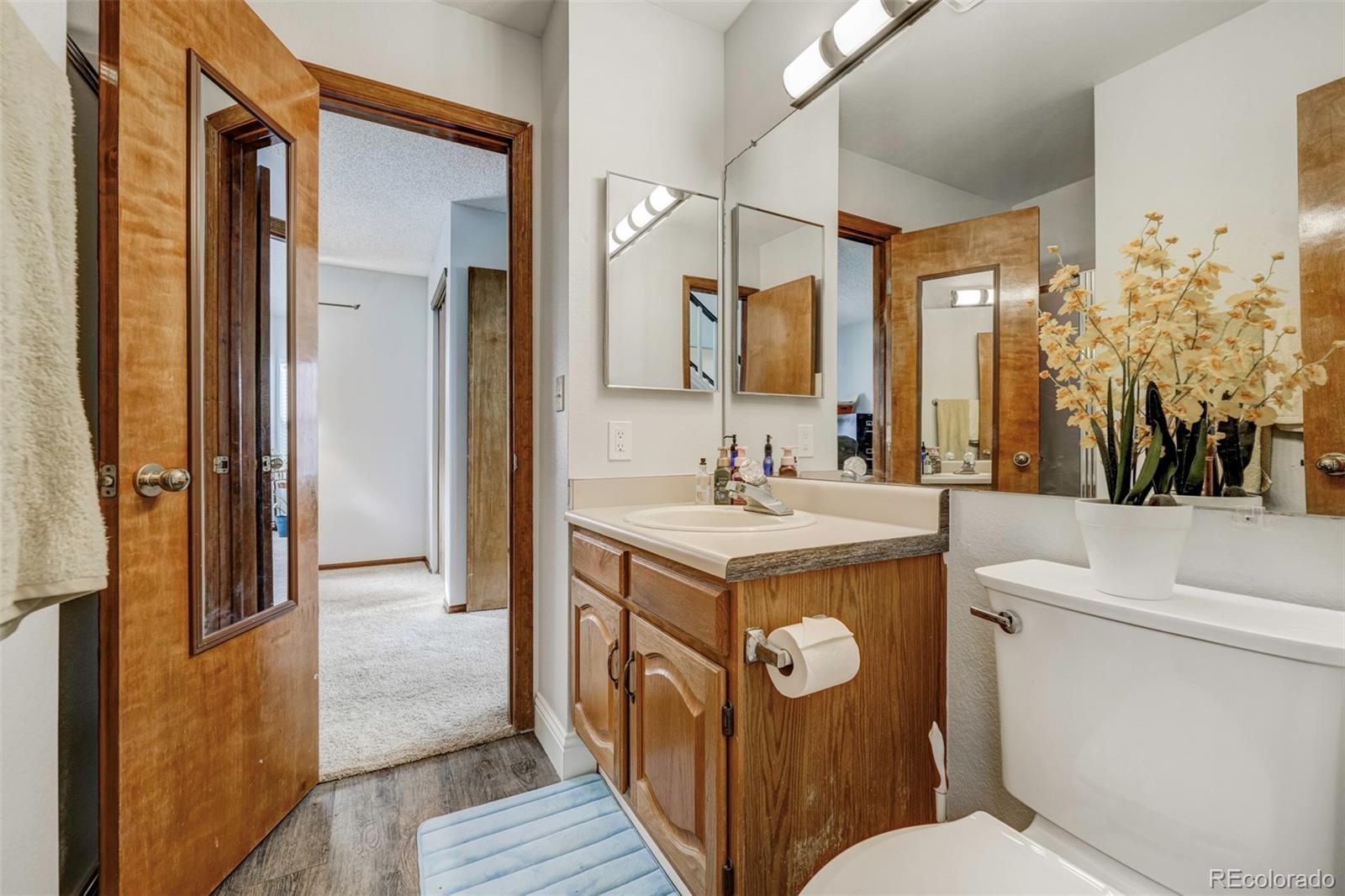 9651 Hemlock Court