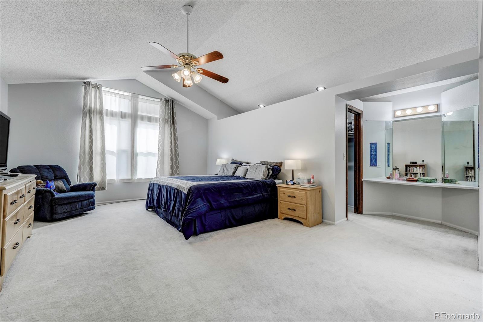 9651 Hemlock Court