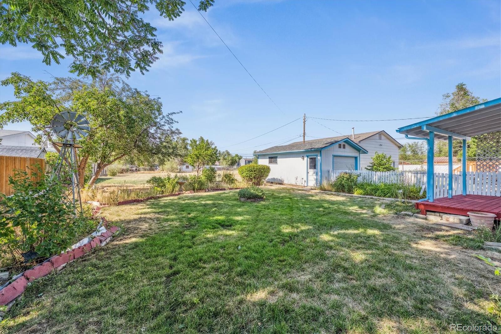 2650 W Wesley Avenue