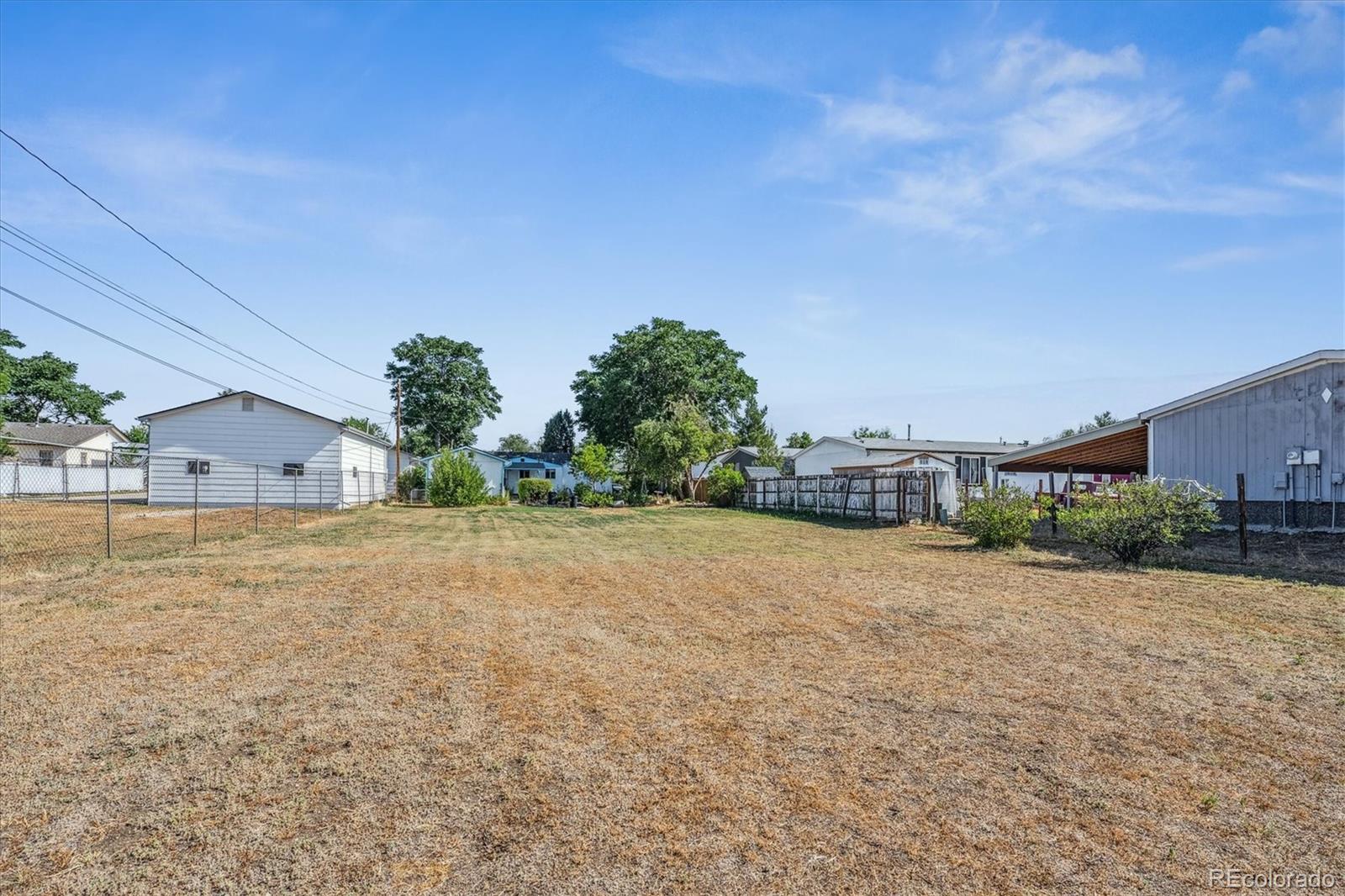 2650 W Wesley Avenue