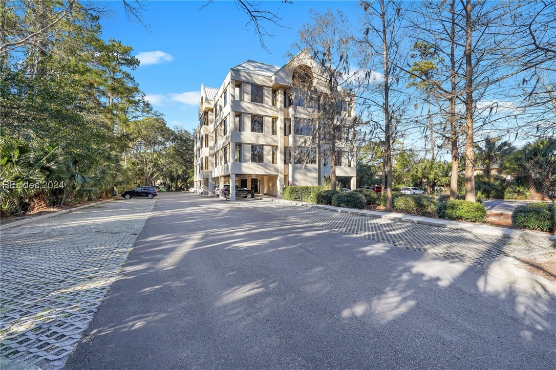 52 New Orleans Road Unit: 201