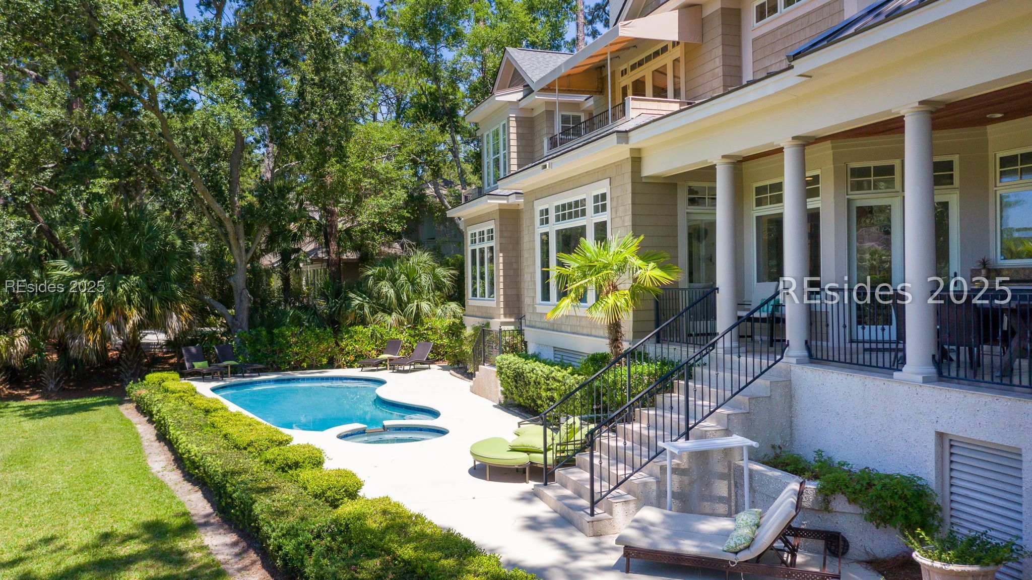 3 Gull Point Road