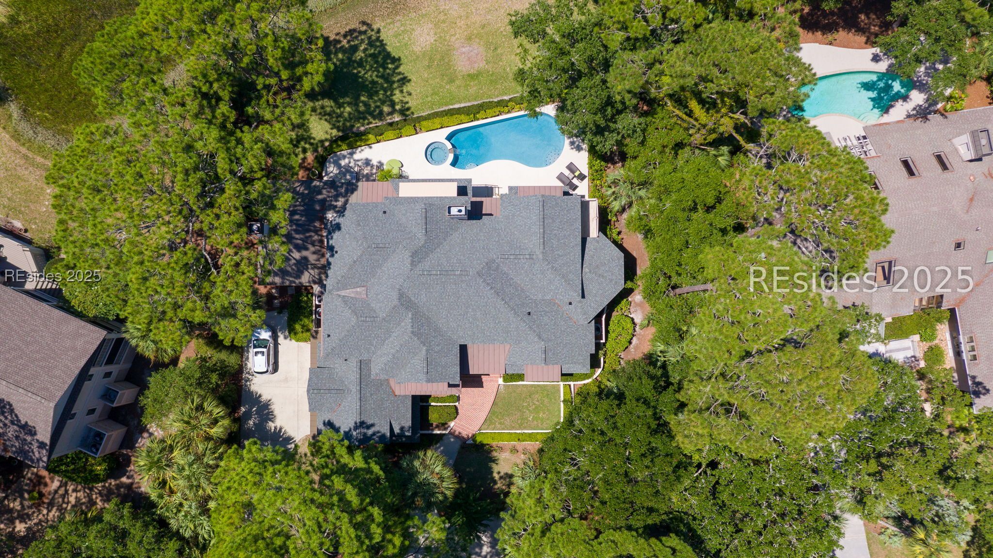 3 Gull Point Road
