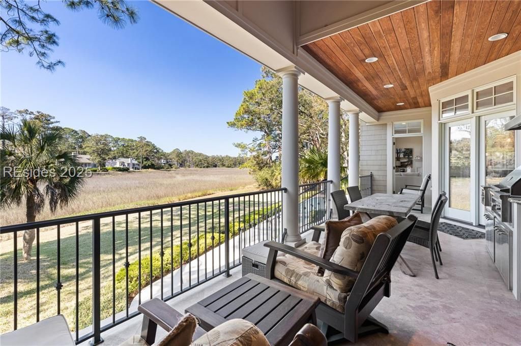 3 Gull Point Road