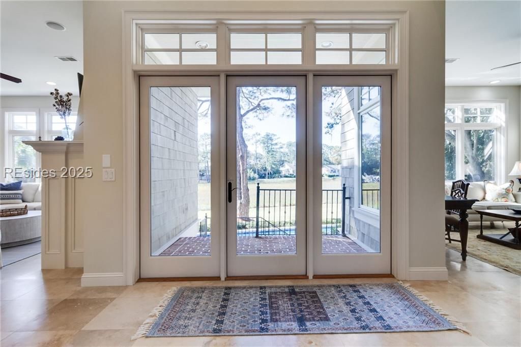 3 Gull Point Road