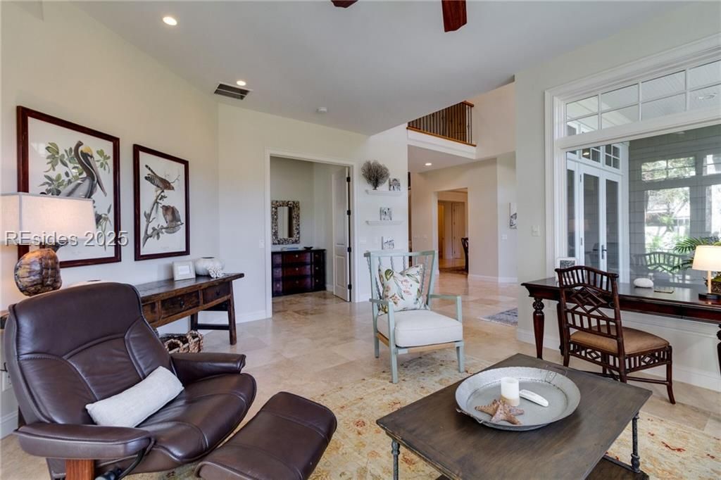 3 Gull Point Road