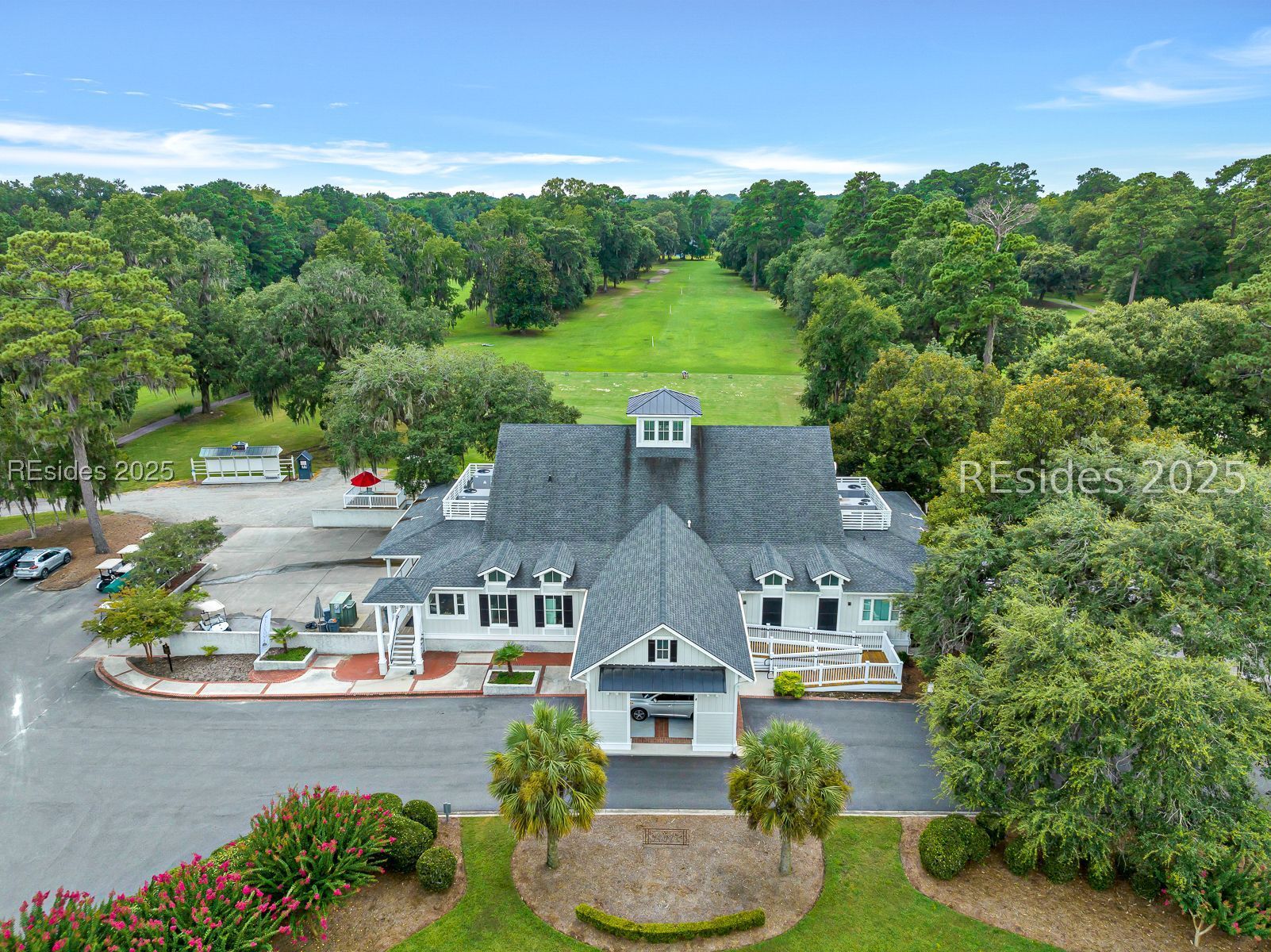 4 Fox Meadow Drive