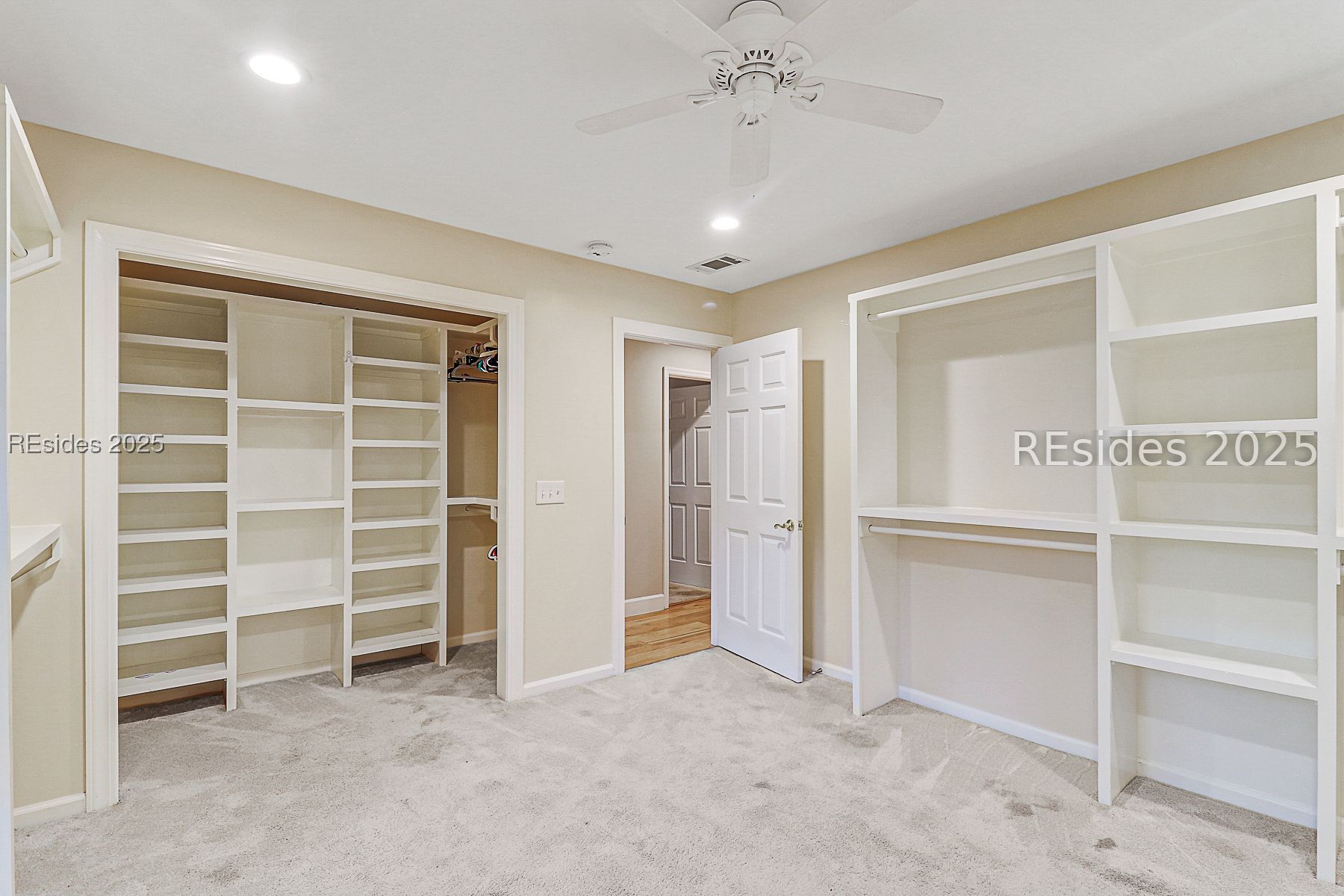 4 Fox Meadow Drive