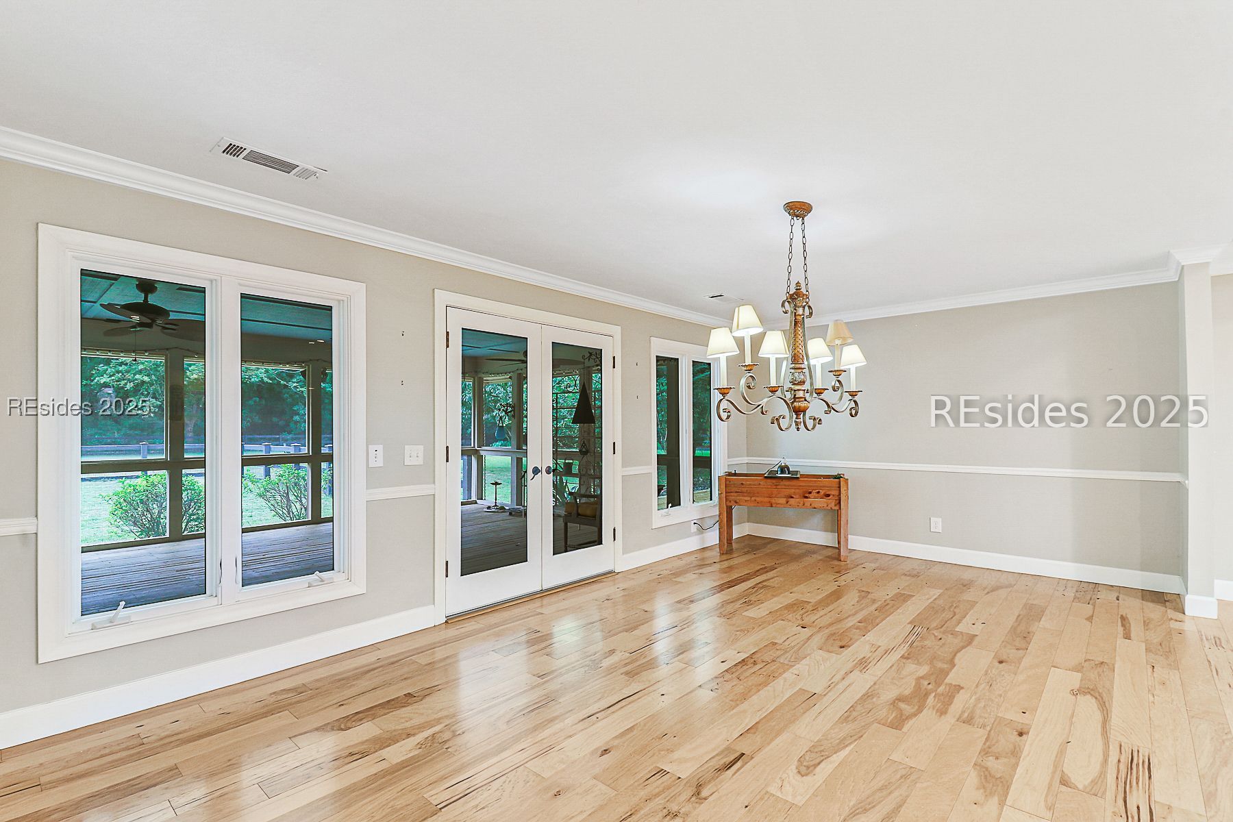 4 Fox Meadow Drive