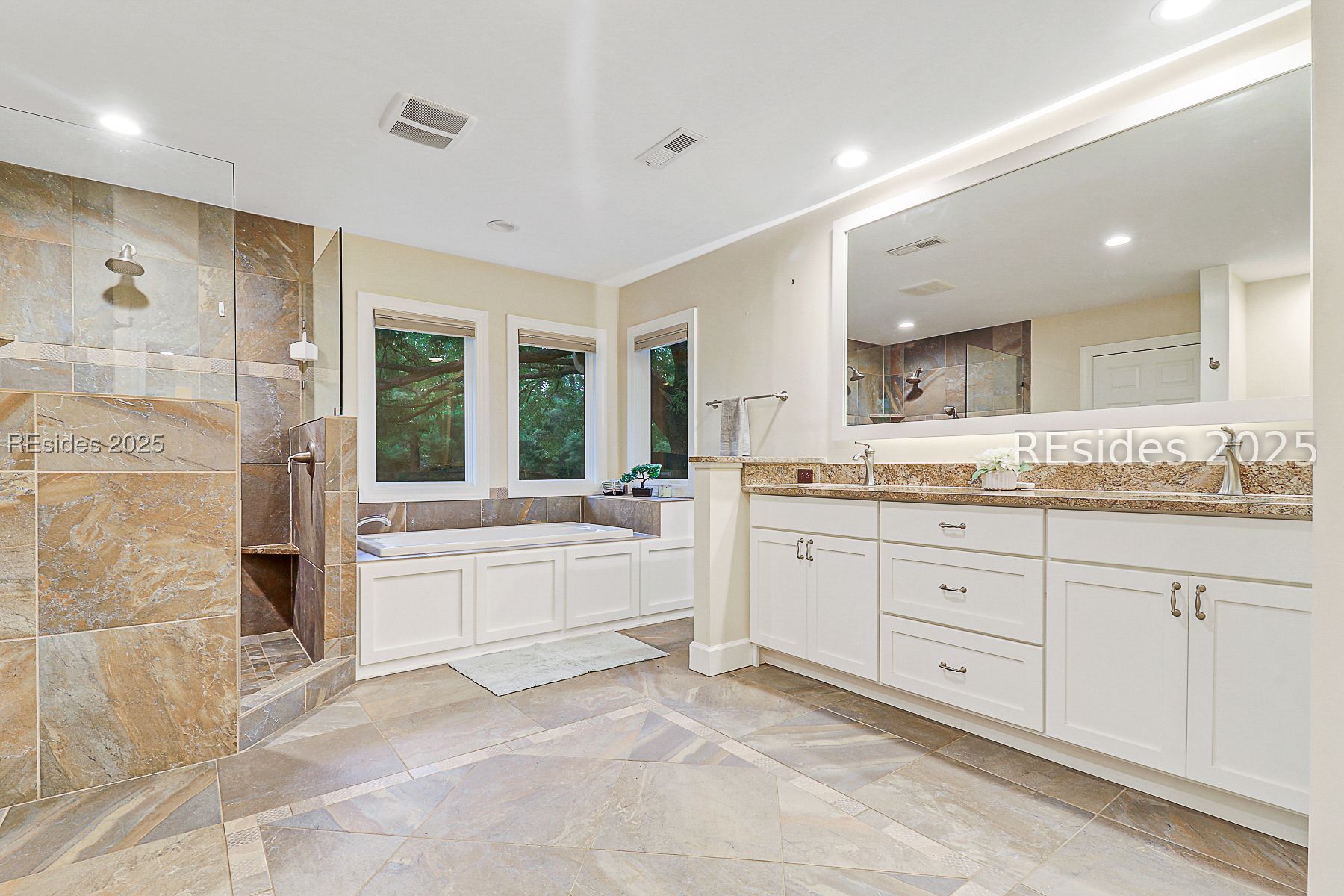 4 Fox Meadow Drive