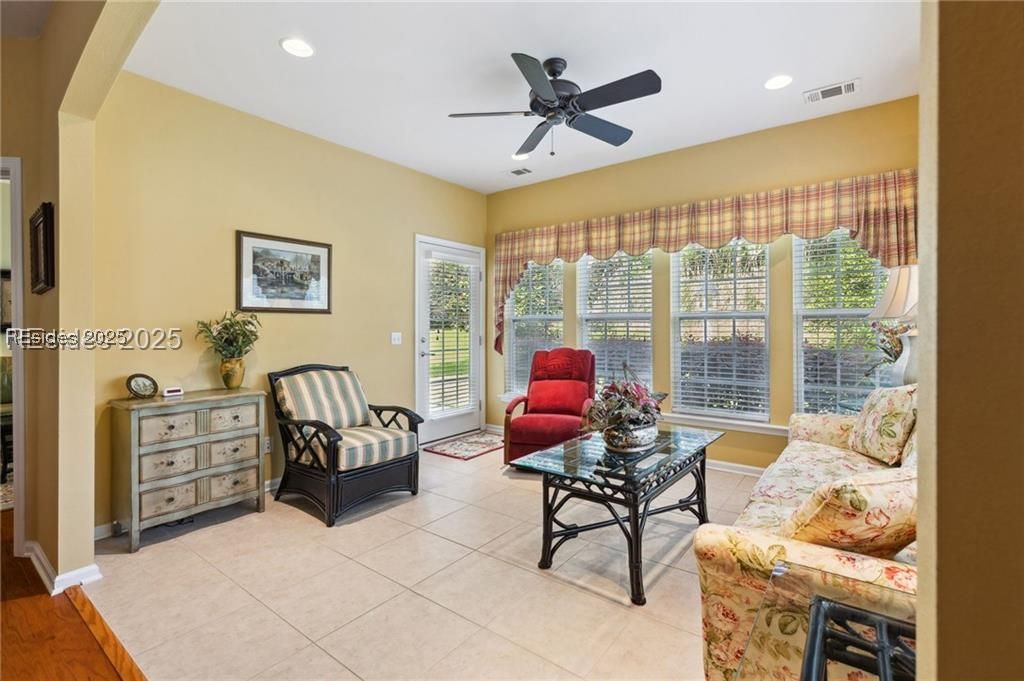 9 Knotweed Court