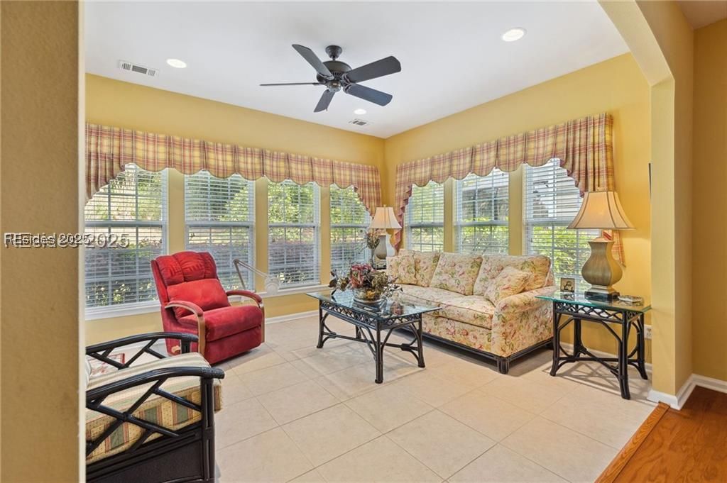 9 Knotweed Court