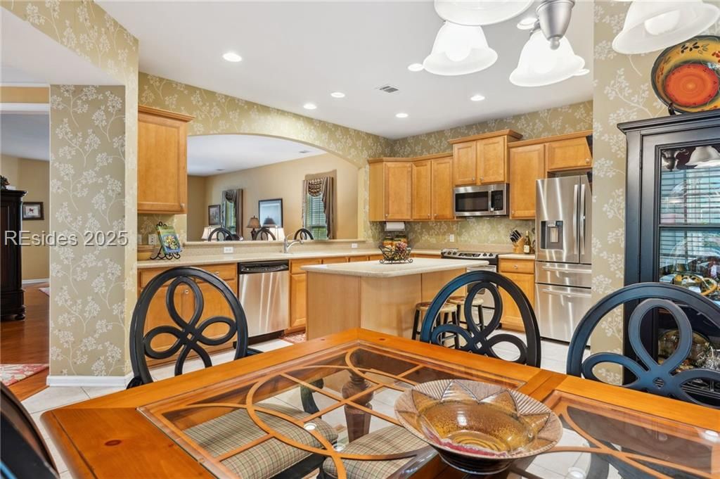 9 Knotweed Court