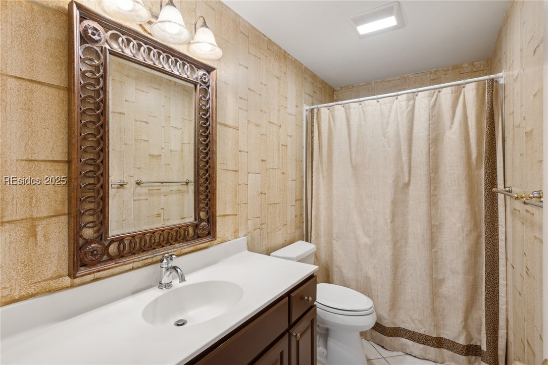 71 Lexington Dr