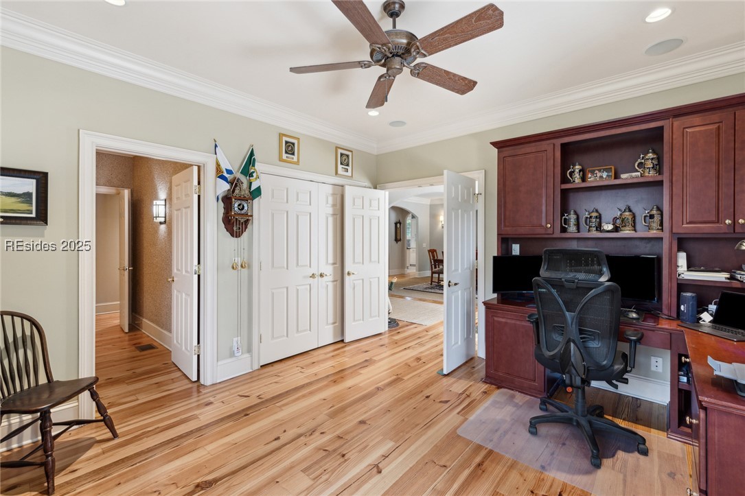 71 Lexington Dr
