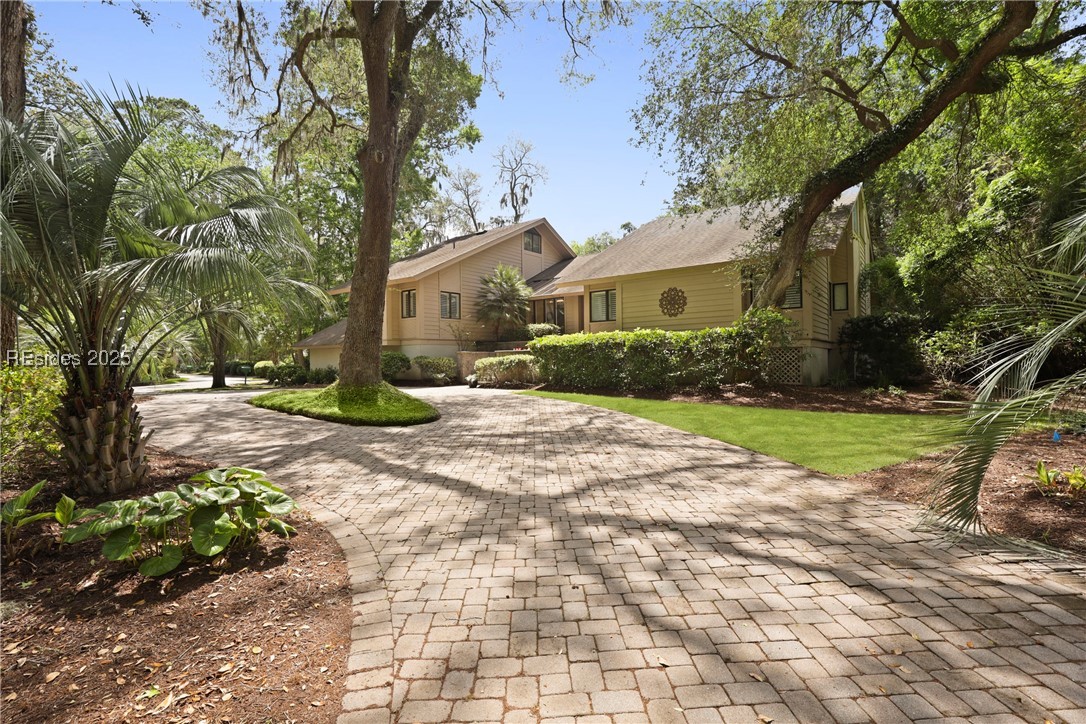 26 Planters Wood Drive