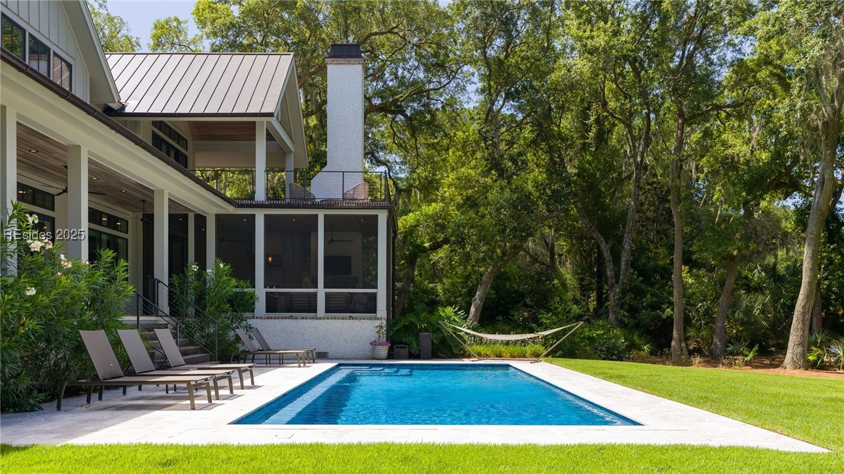 5 Twin Pines Road