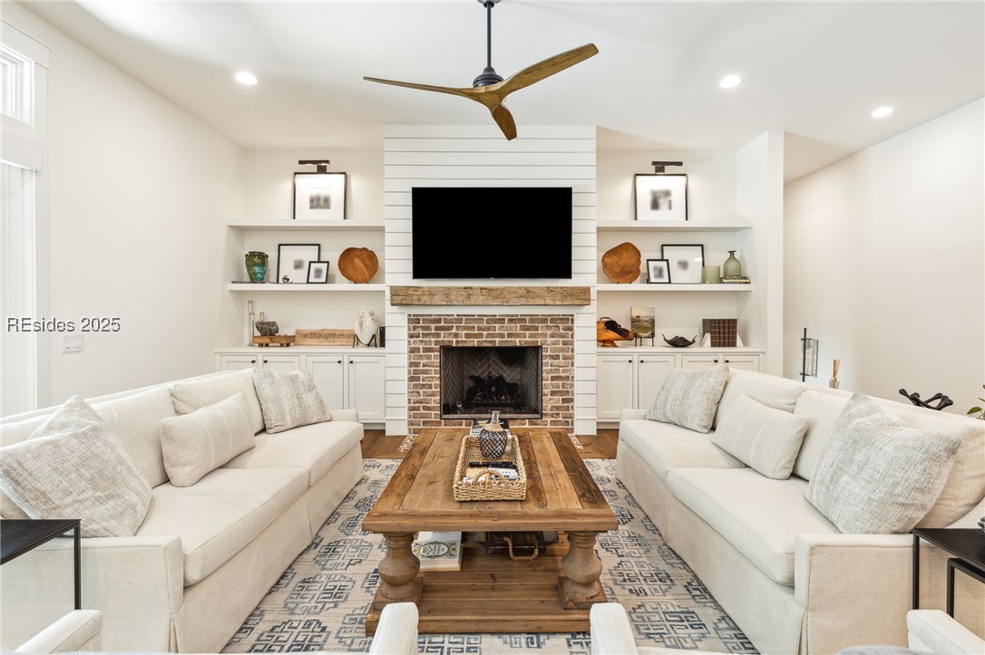 5 Twin Pines Road