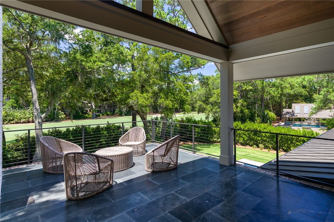 5 Twin Pines Road