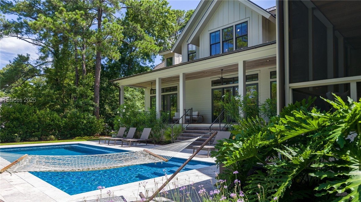 5 Twin Pines Road