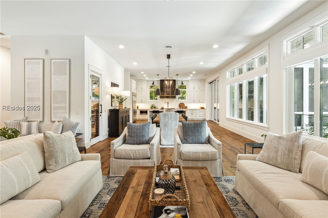 5 Twin Pines Road
