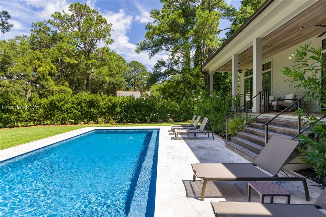 5 Twin Pines Road