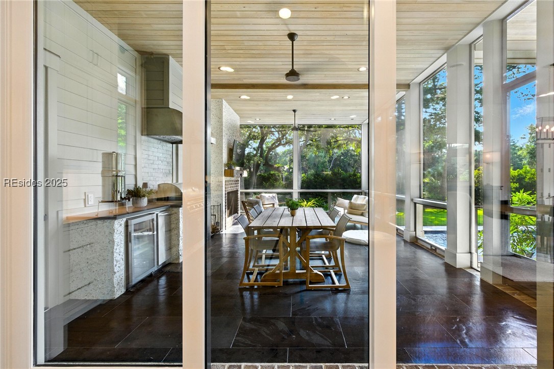 5 Twin Pines Road