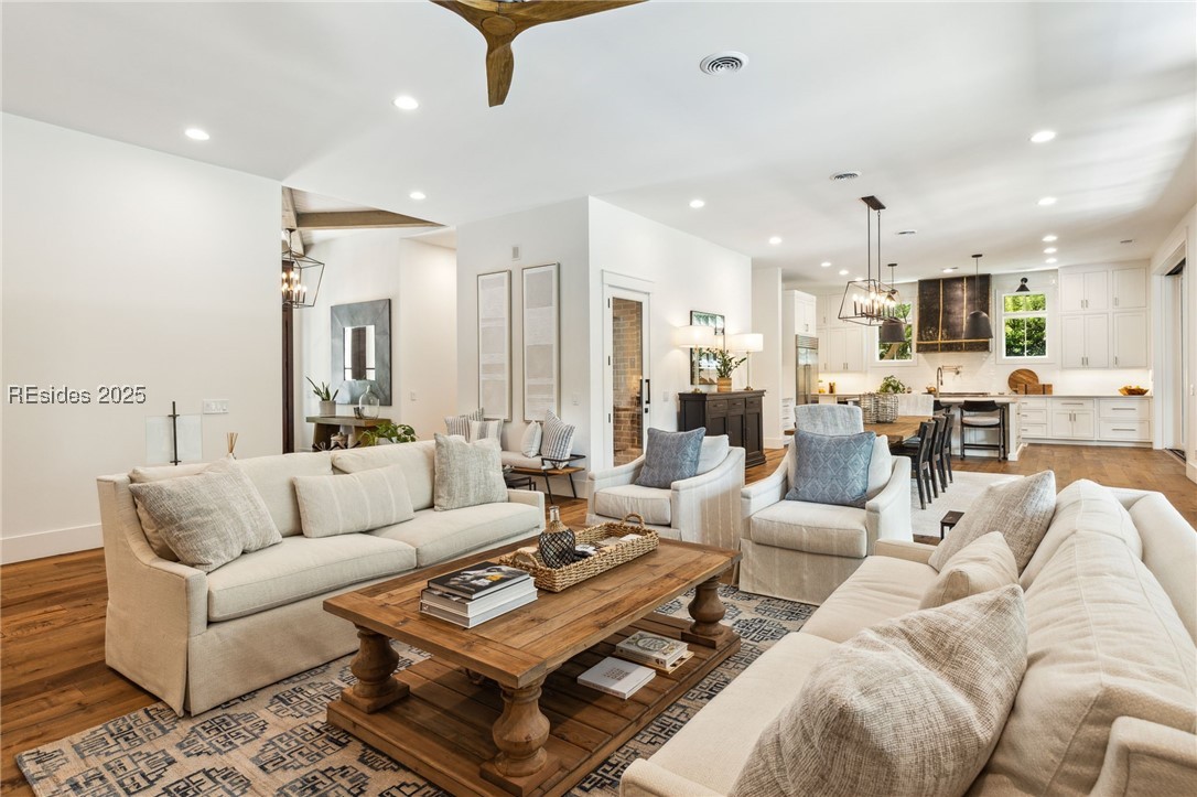 5 Twin Pines Road