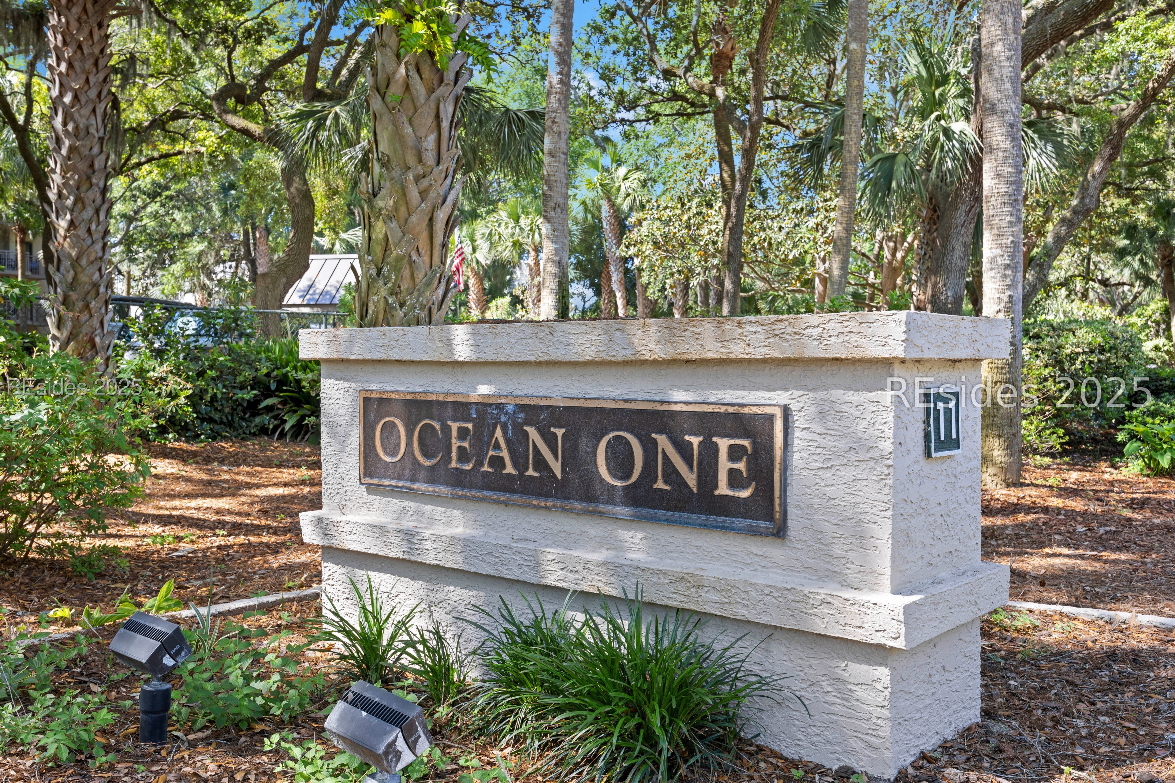 11 S Forest Beach Drive Unit: 323