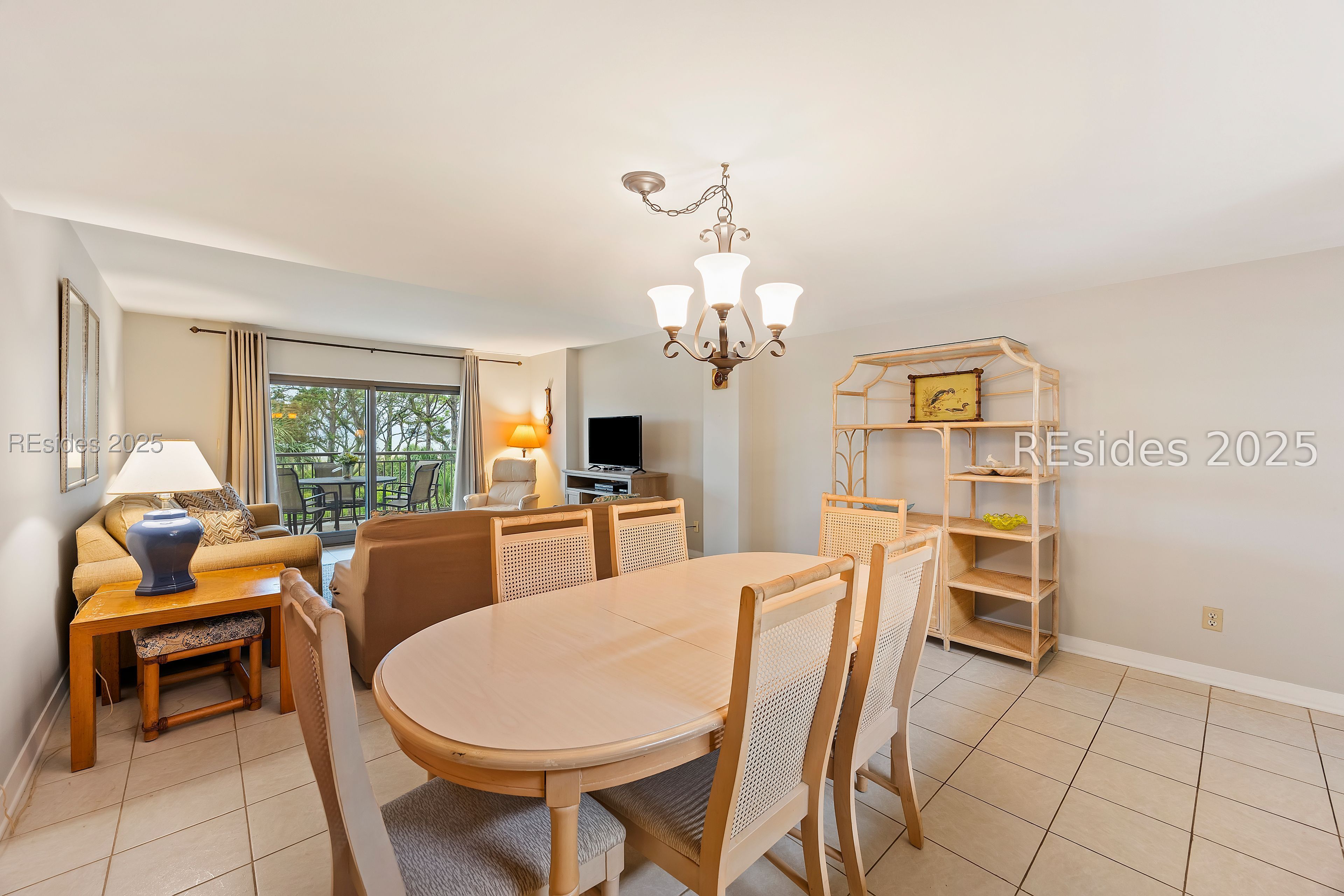 11 S Forest Beach Drive Unit: 323