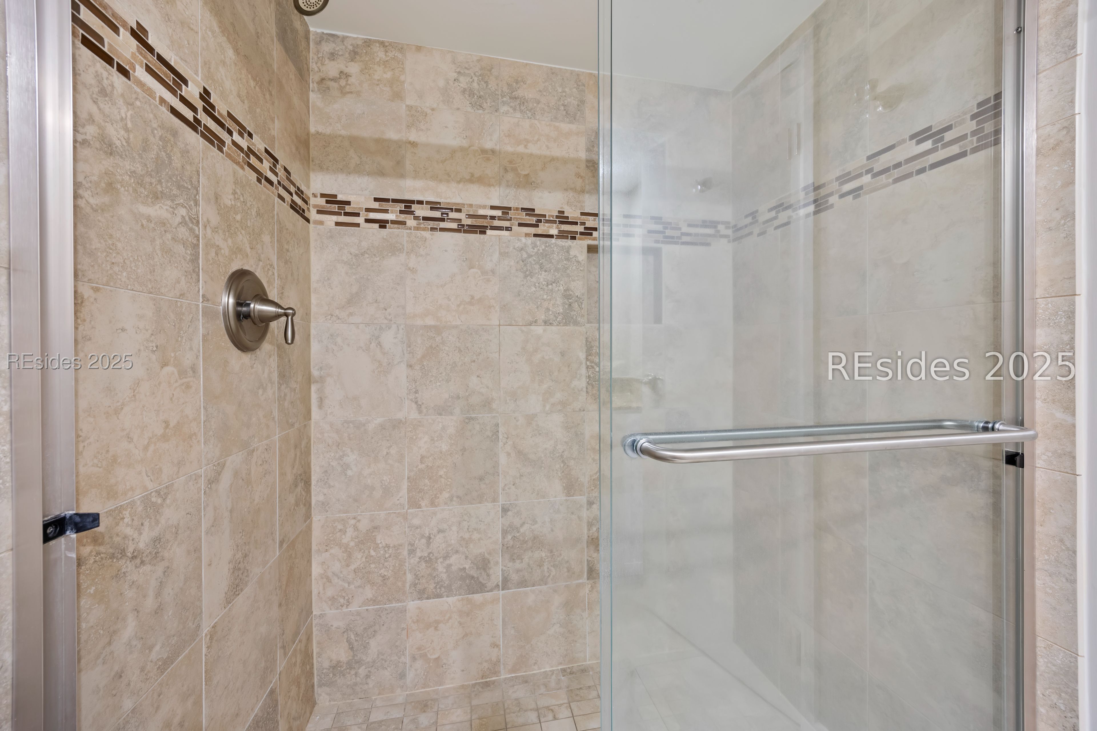 11 S Forest Beach Drive Unit: 323