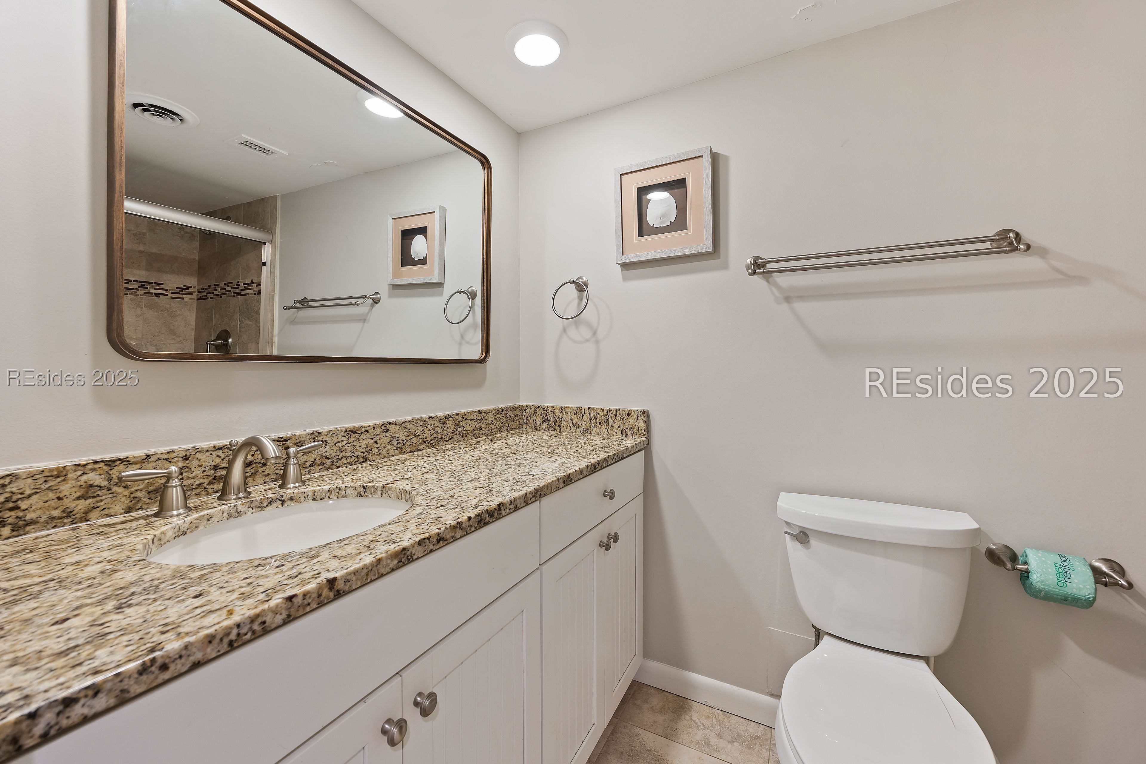 11 S Forest Beach Drive Unit: 323