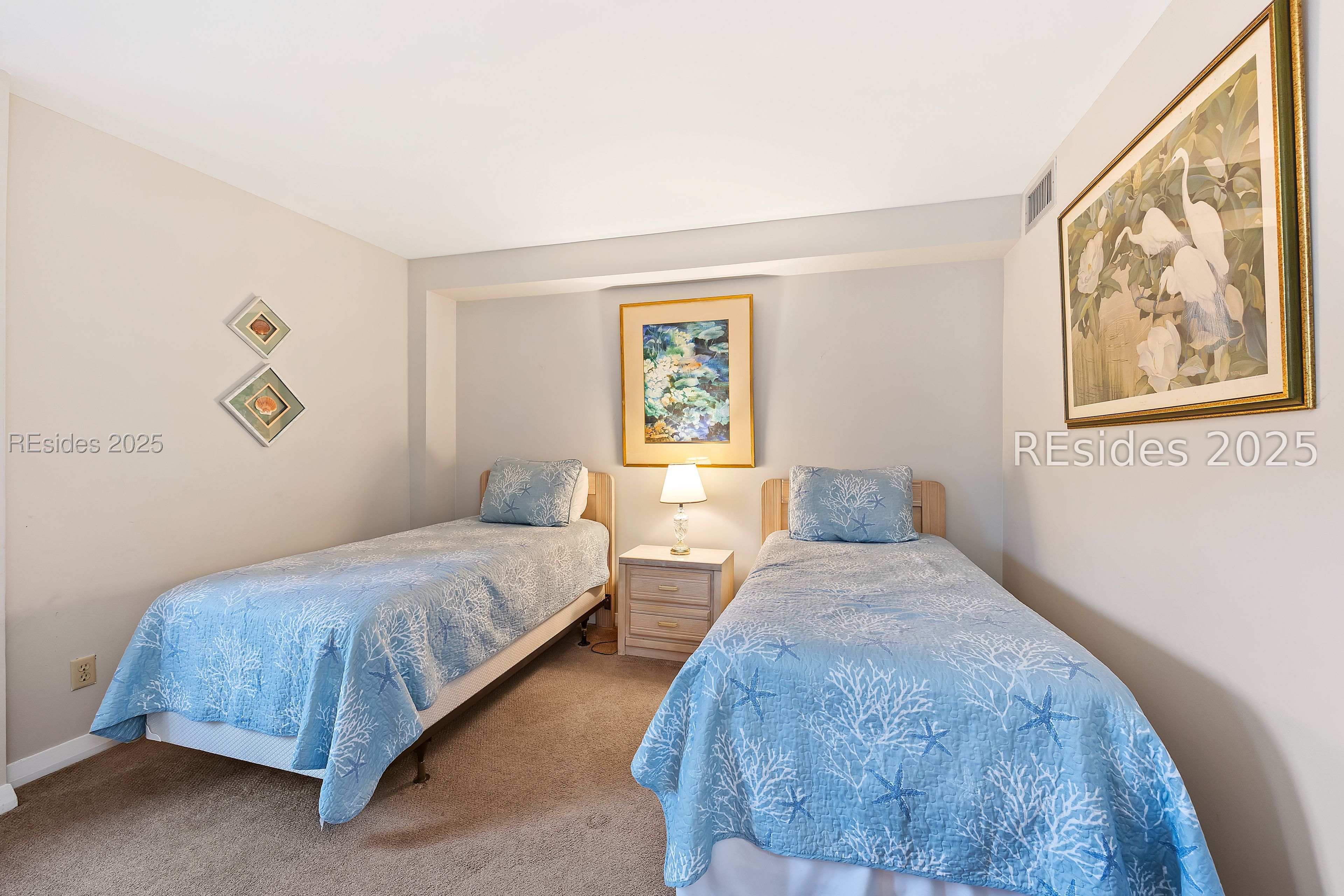 11 S Forest Beach Drive Unit: 323
